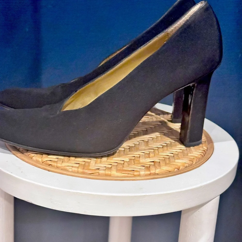 Yes St Laurent YSL Black Leather & Silk Faille Pumps - Sz 8N - Picture 3 of 11